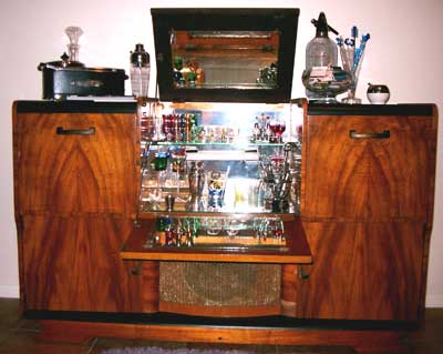 How to Stock a Home Bar