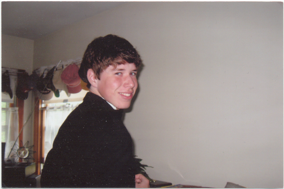 dylan-barnes-july-2007