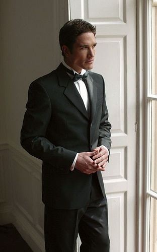 Black Tie sometimes referred to as evening dress means that a tuxedo is 
