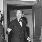 Thumbnail image for How to Exit a Room Like a Man