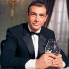 6 Lessons in Manliness from James Bond