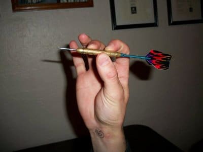 How to hold store a dart