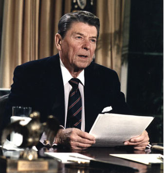 challenger ronald reagan speech sitting at desk challenger explosion