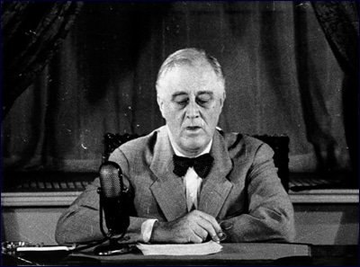fdr fdr franklin roosevelt giving speech sitting bowtie