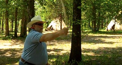 hawk2 how to throw tomahawk arm forward releasing ax