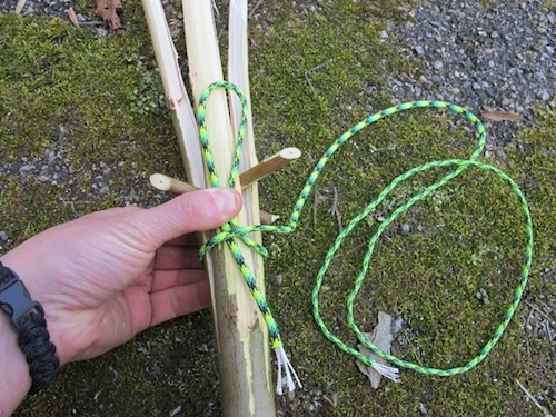 Wrap the long end around the gig and over the short end.