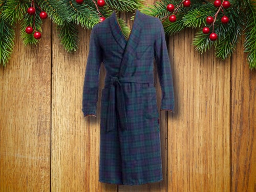 Pendleton woolen mills robe with christmas background.