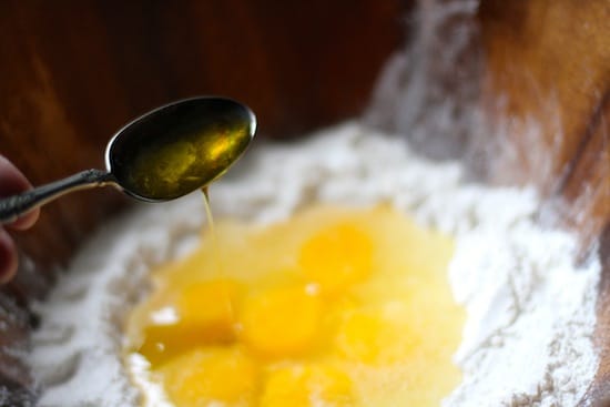 oil added to egg and flour mixture homemade pasta noodles