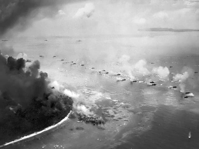 American assault battle Peleliu.