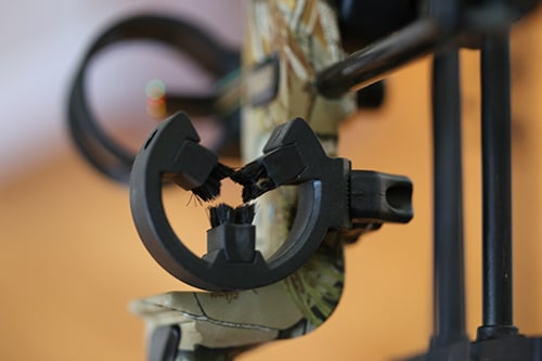 compound bow parts containment arrow rest