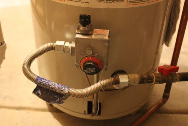 Hot water temperature measurement gauge.