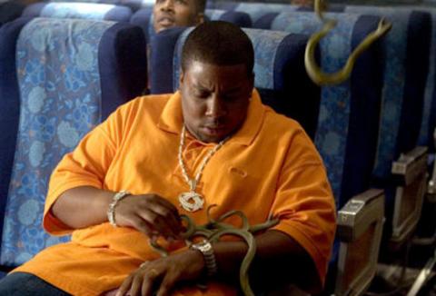 Shot of Keenan Thompson snakes on a plane.