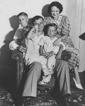 James J Braddock's portrait with family.