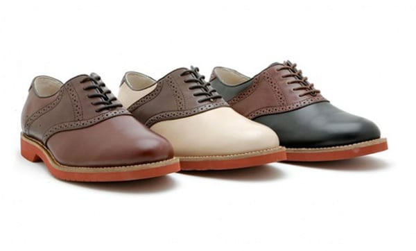 Saddle shoes in different colors. 