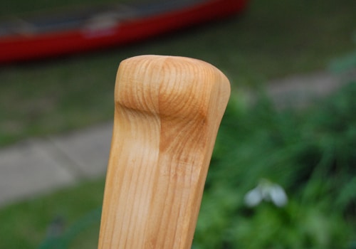 A paddle with varnishing blades.