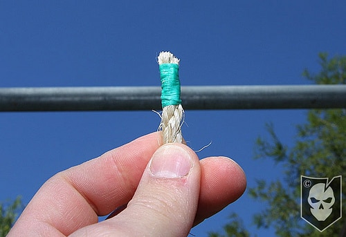 Crafting Rope Ladders: 2 Methods - Basic Single-Rope vs. Wooden Rungs with  Tips & Secure Knots 