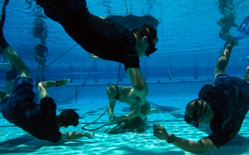 Navy SEAL Underwater Knot Tying Test