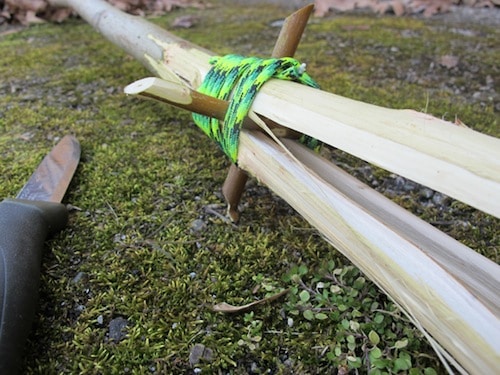 Vintage Knife and lashing close up.