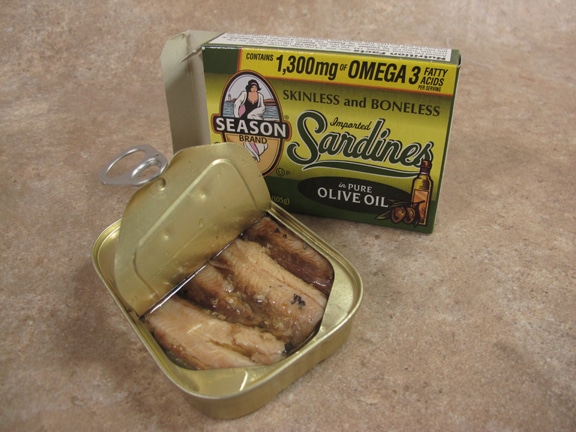Makeshift tin of sardines in olive oil.