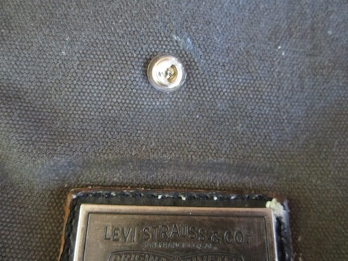 Bag with metal zipper.