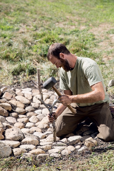 46.1_cKeller+Keller_BuildingPit_cookingwithfire