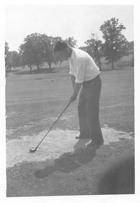 Vintage man playing golf. 