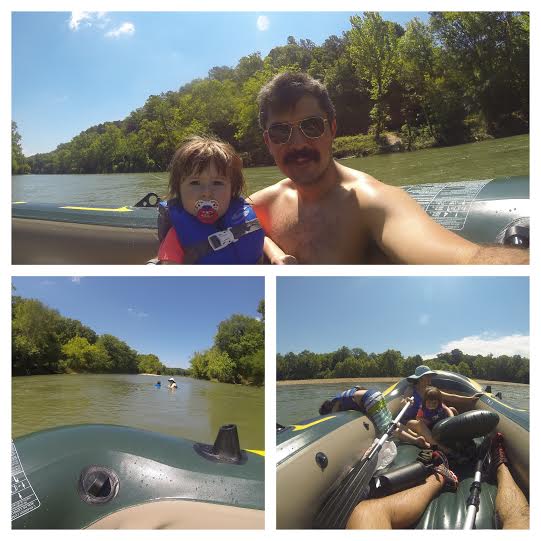 Family rafting on illinois river.