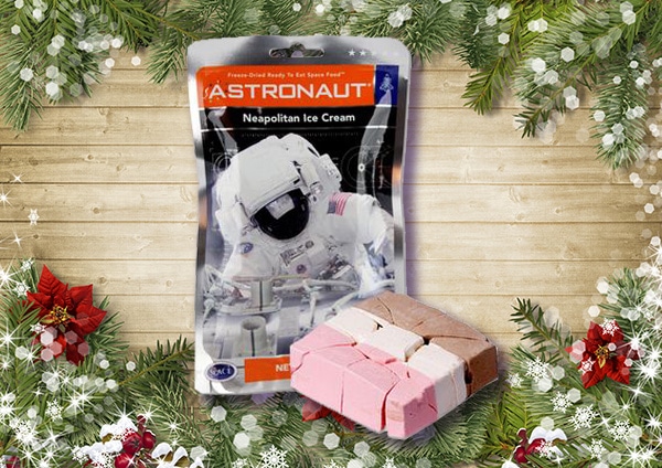 Astronaut Ice cream placed with decorated background..