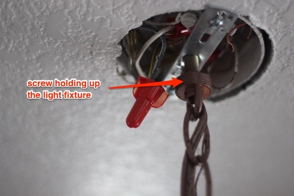 Replace Install A Light Fixture, How To Install A Bathroom Light Fixture Without Junction Box