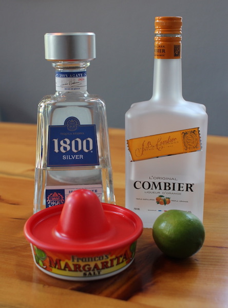 Ingredients to make perfect margarita.