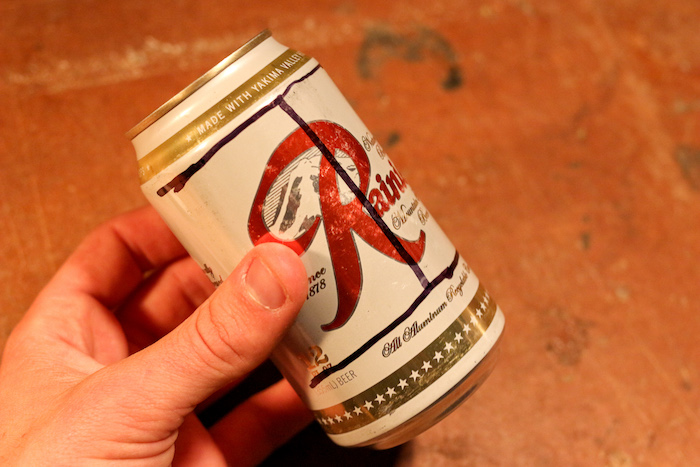 Step 1: Draw a big indication on can to cut it off.