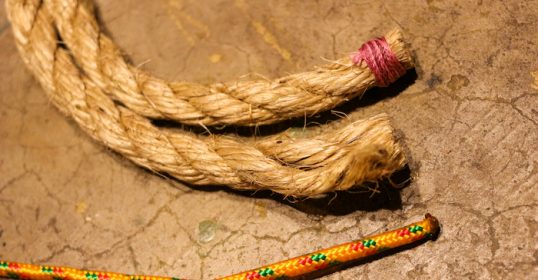 Underwater Knot Tying Ropes