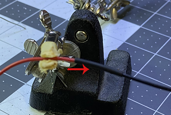 The Bronze Wire Splitting Solder Joins Mystery