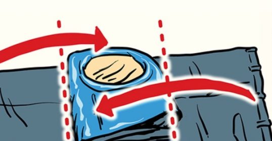 A drawing of a bag with an arrow pointing to it, ideal for packing.