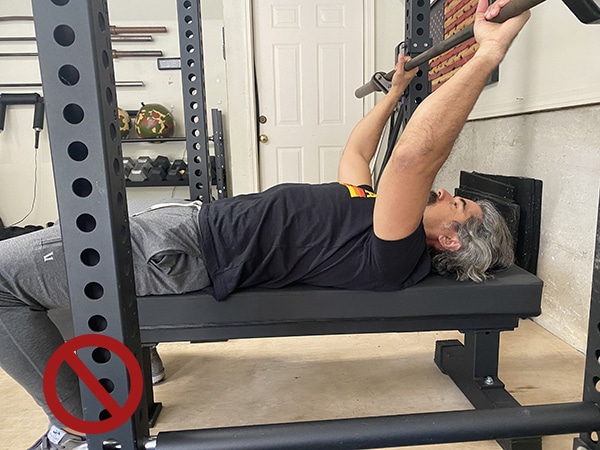 The Complete Guide to How to Bench Press Right