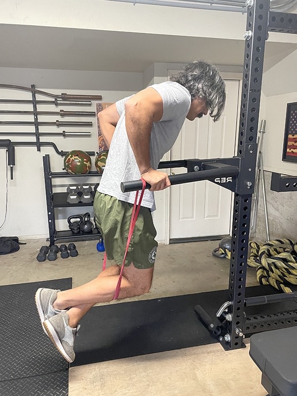 Tricep dips discount with resistance band